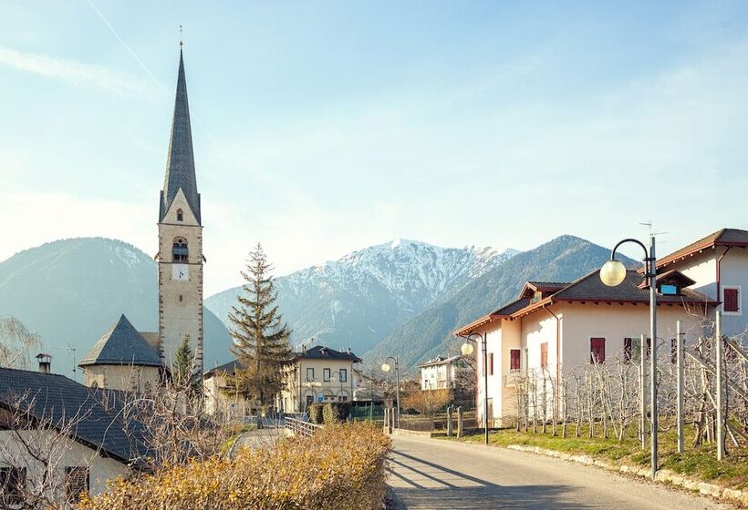 בית מלון כפרי Ariston Garden & Spa