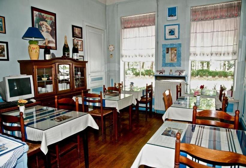 Отель Au Touring Hôtel