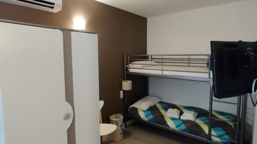 Отель Au Valery