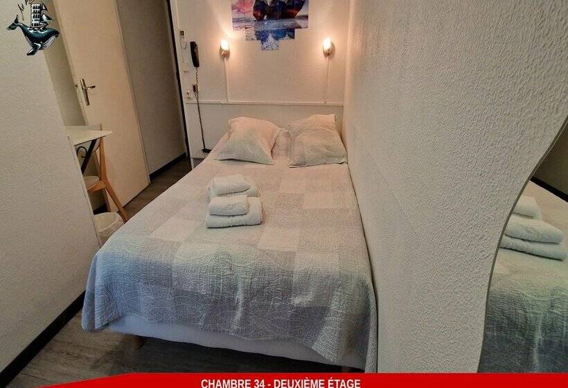 Отель Au Valery