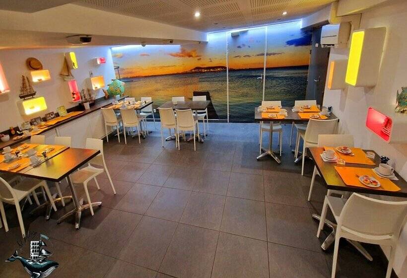 Отель Au Valery