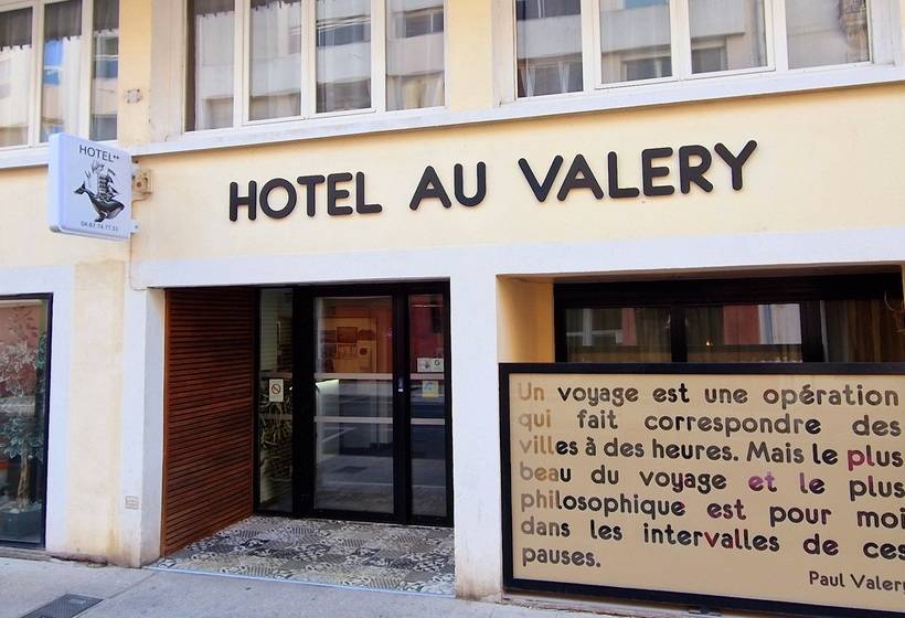 Отель Au Valery