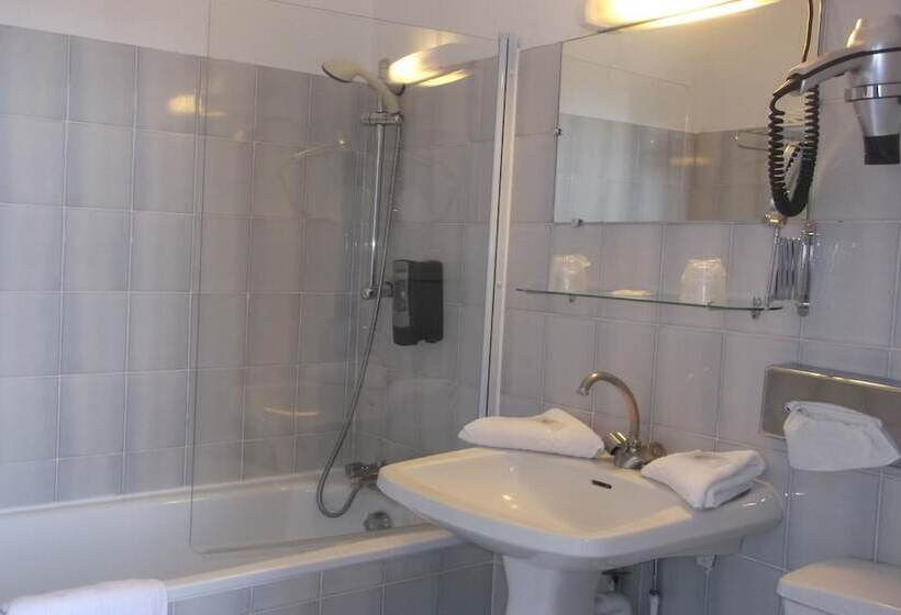 酒店 Logis Hôtel Restaurant Auberge Saint Martin