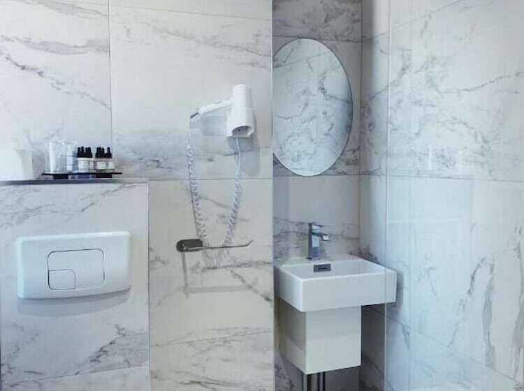 בית מלון כפרי Avaton   1 Min Du Palais   Cannes Centre