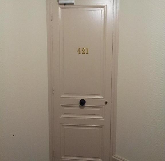 בית מלון כפרי Azur