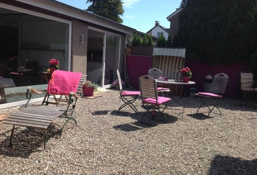 בית מלון כפרי Baltik Kunst