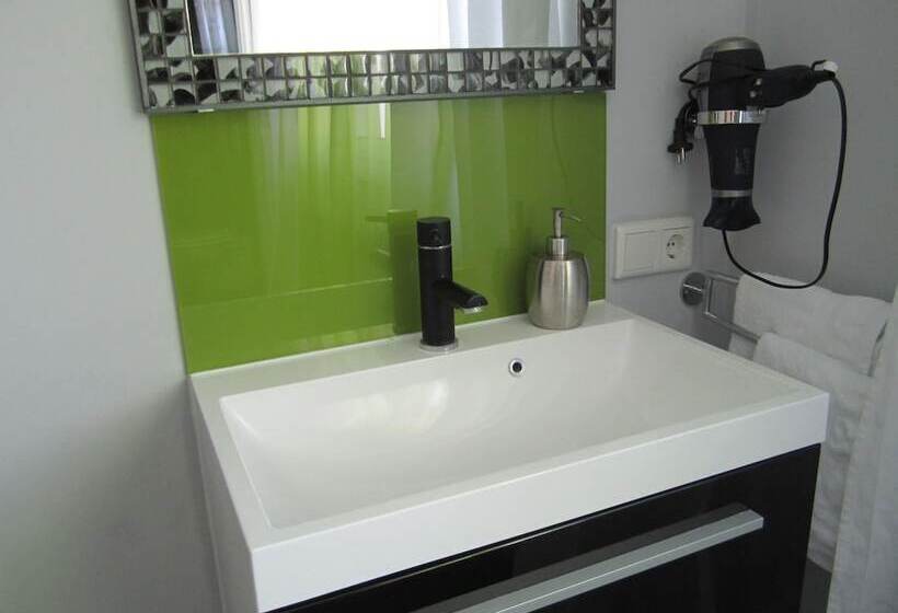 בית מלון כפרי Baltik Kunst