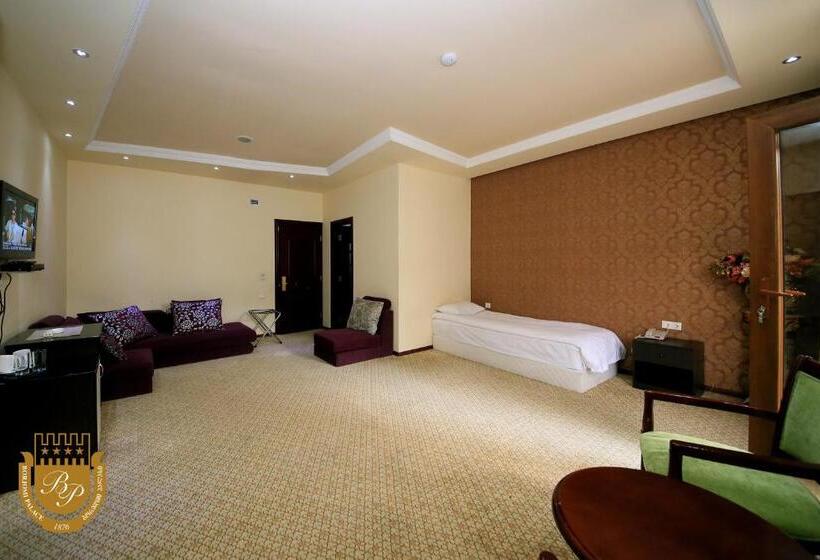 هتل Borjomi Palace Health & Spa Center