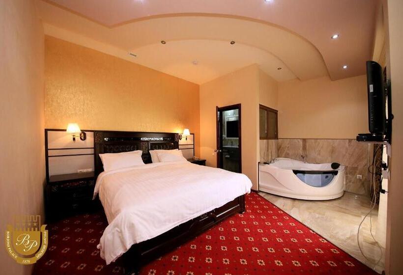 هتل Borjomi Palace Health & Spa Center