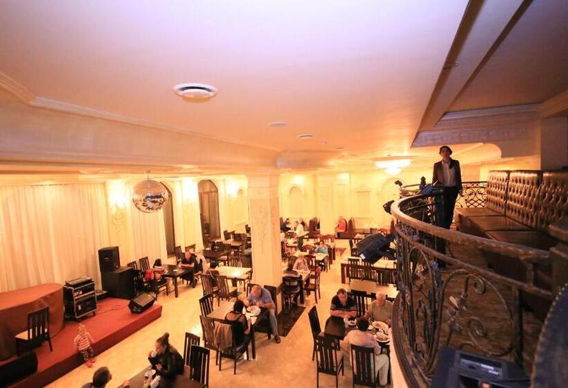 هتل Borjomi Palace Health & Spa Center