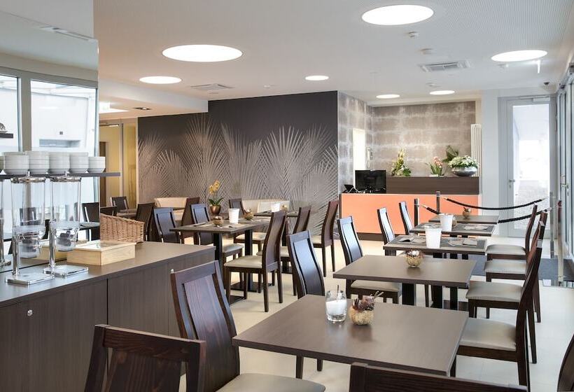 Boutique Hotel Bellevue Rheinfelden / Basel