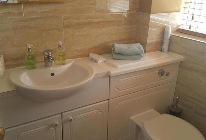 ホテル Brentwood Guest House