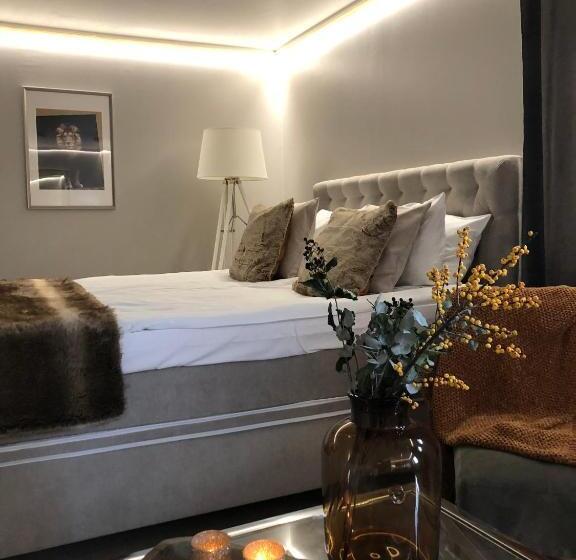 Отель Bridget Inn