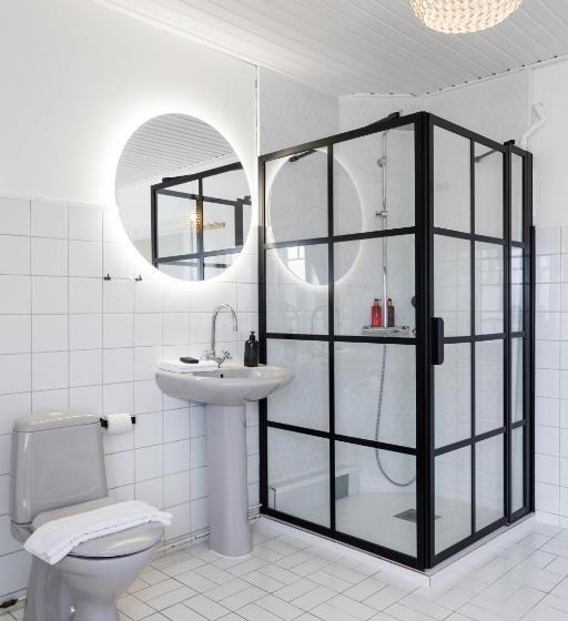 Отель Bridget Inn