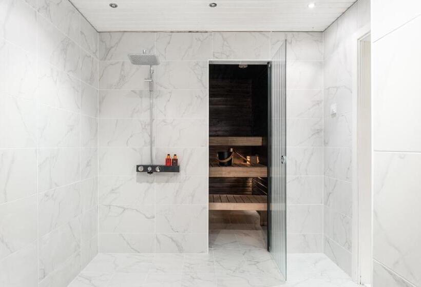 Отель Bridget Inn