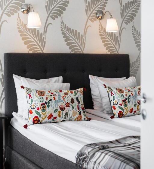 Отель Bridget Inn