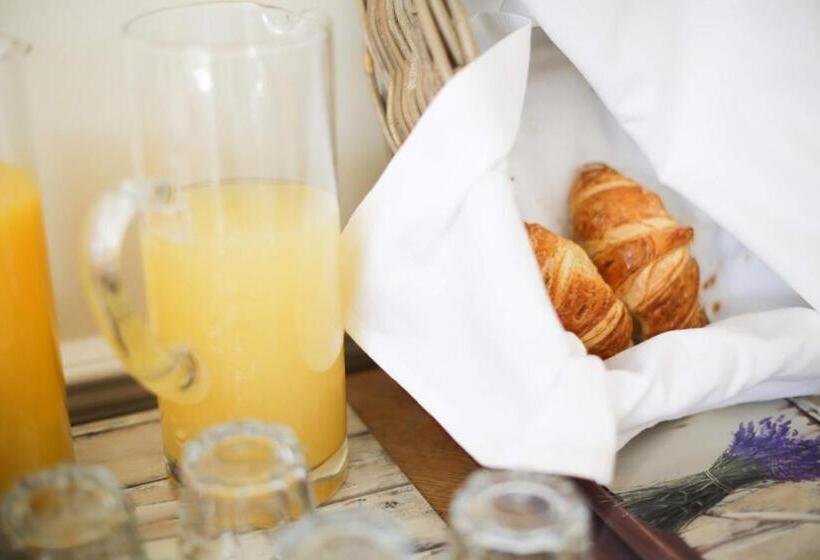 Отель Brindleys