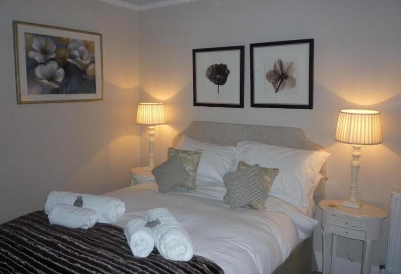 Отель Brindleys