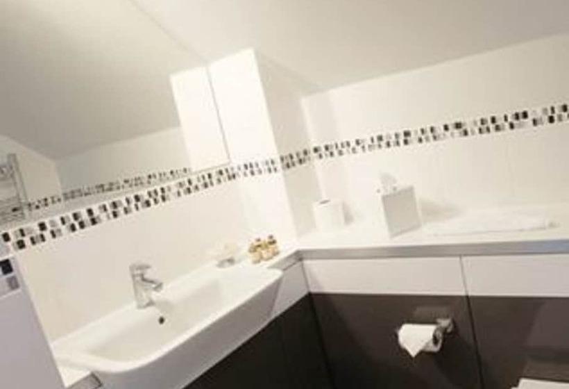 Отель Brindleys