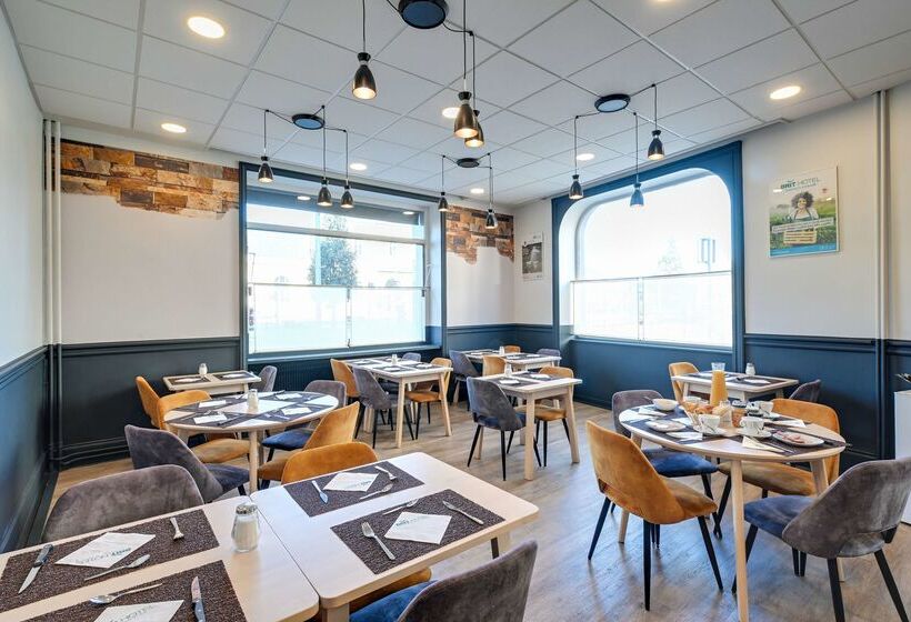 Brit Hotel Roanne   Le Grand Hôtel