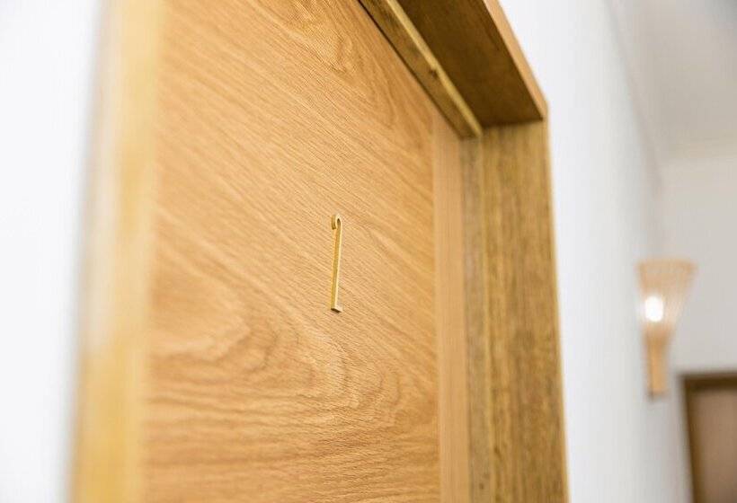 Отель Cambridge House