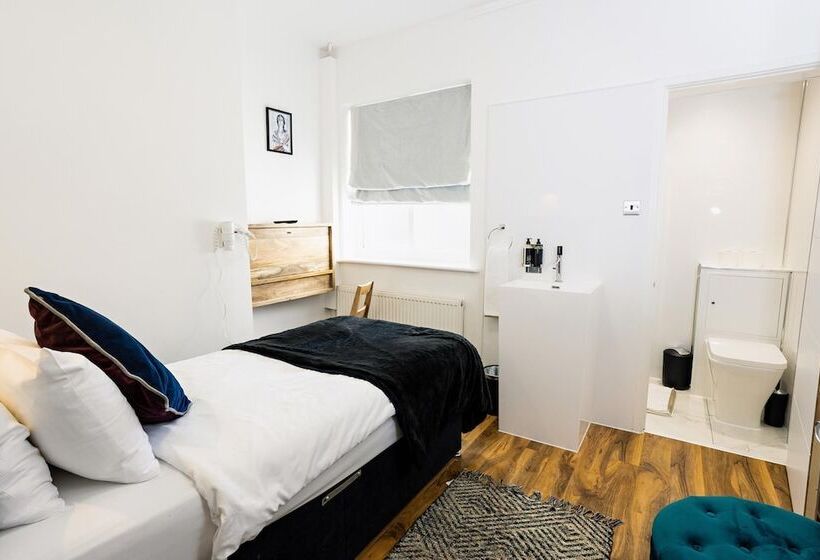 Отель Cambridge House