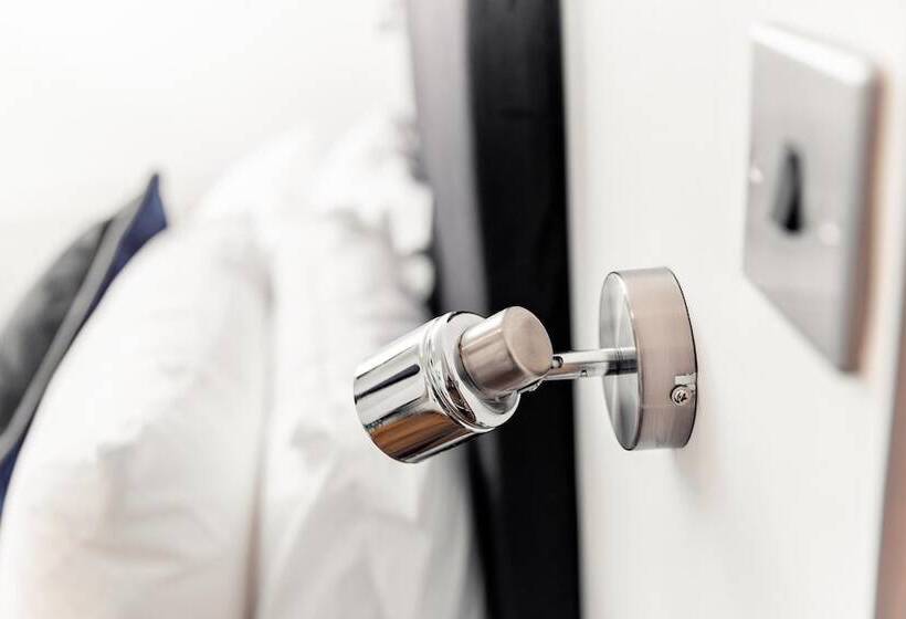 Отель Cambridge House