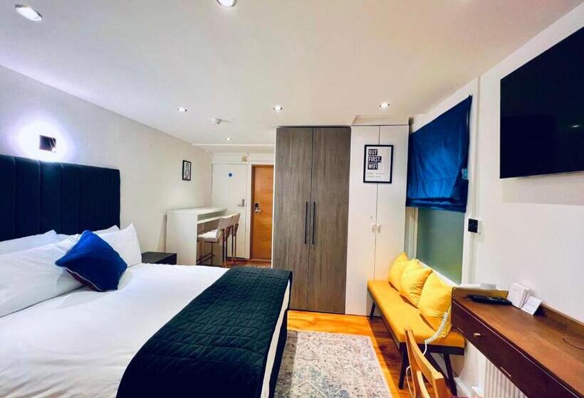 Отель Cambridge House