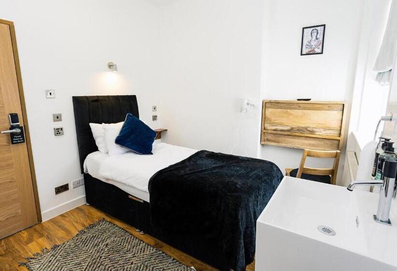 Отель Cambridge House