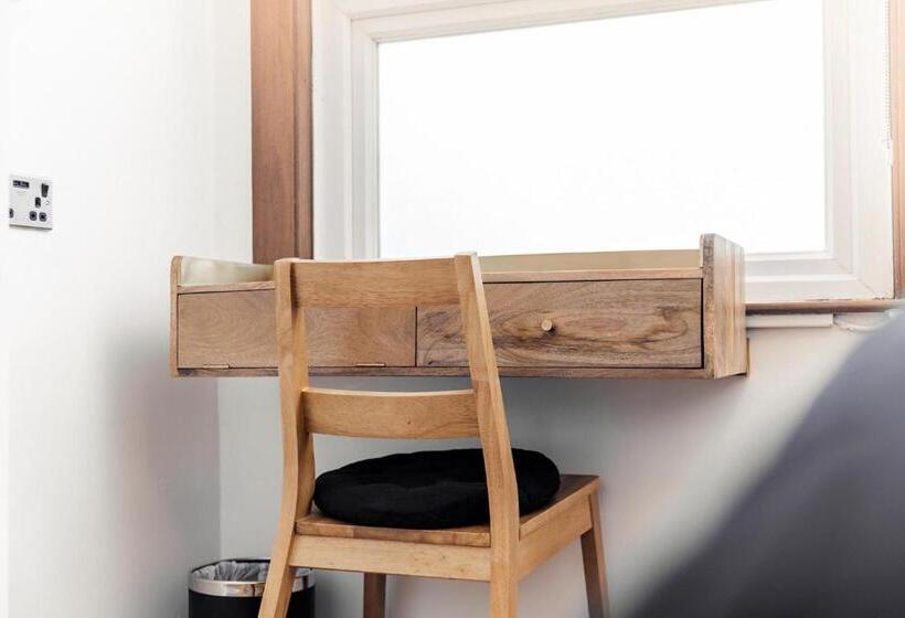 Отель Cambridge House