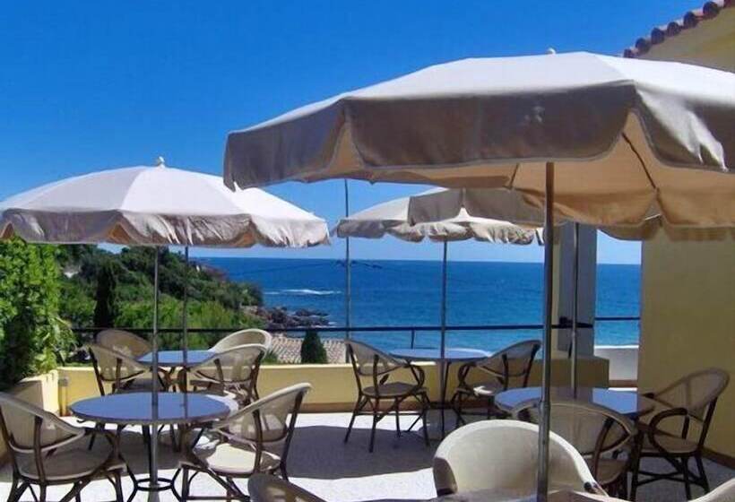 Cap Riviera Hotel & Restaurant Saint Aygulf