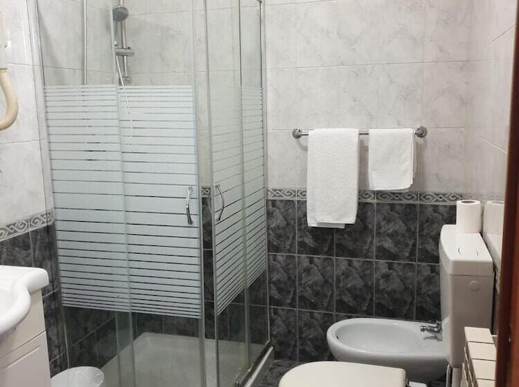 בית מלון כפרי Cavour Resort