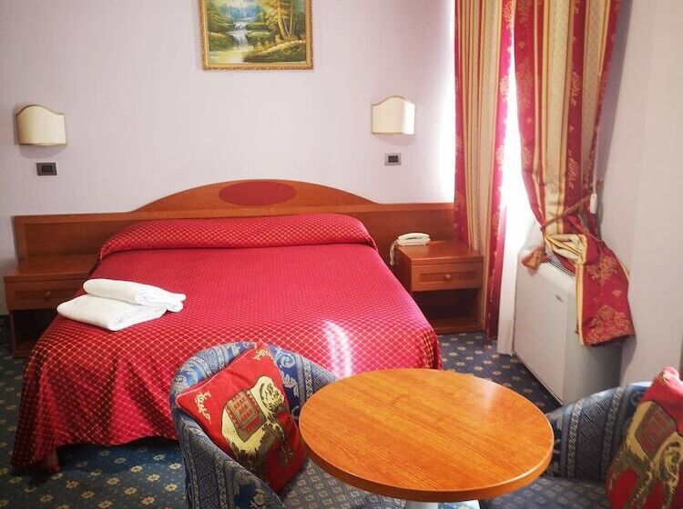 בית מלון כפרי Cavour Resort