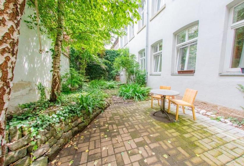 Отель Centro Furth Nurnberg