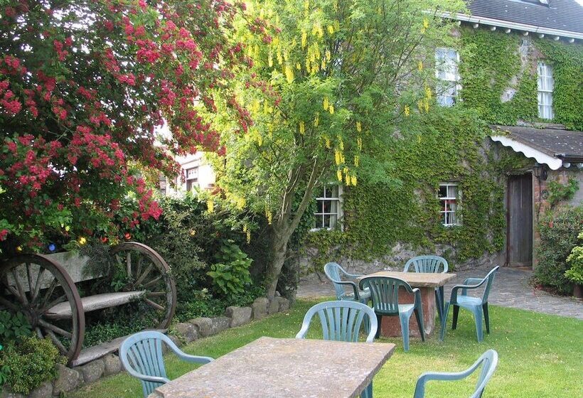 Отель Clenaghans