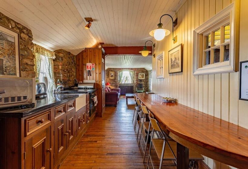 Отель Clenaghans