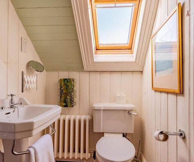 Отель Clenaghans