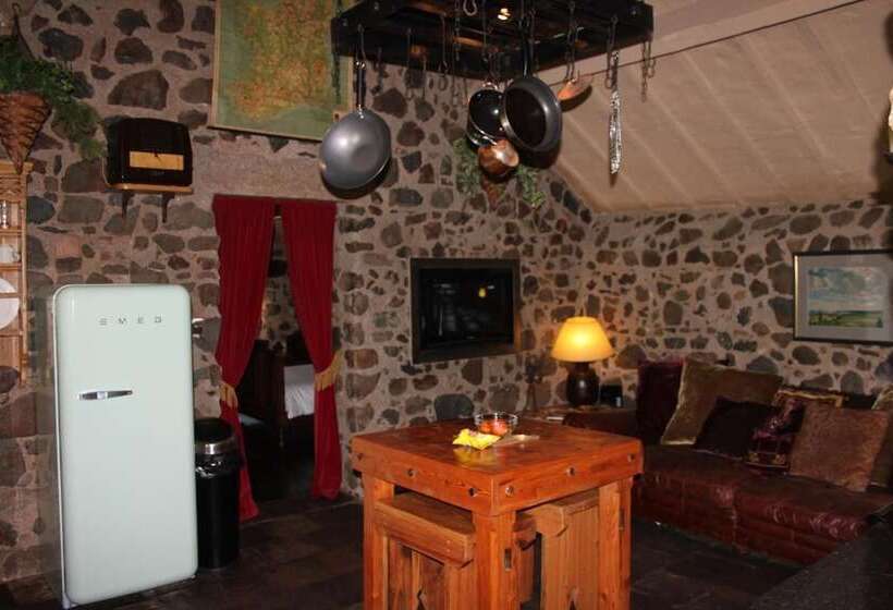 Отель Clenaghans