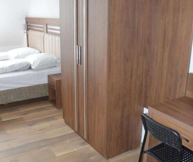 בית מלון כפרי Colonia