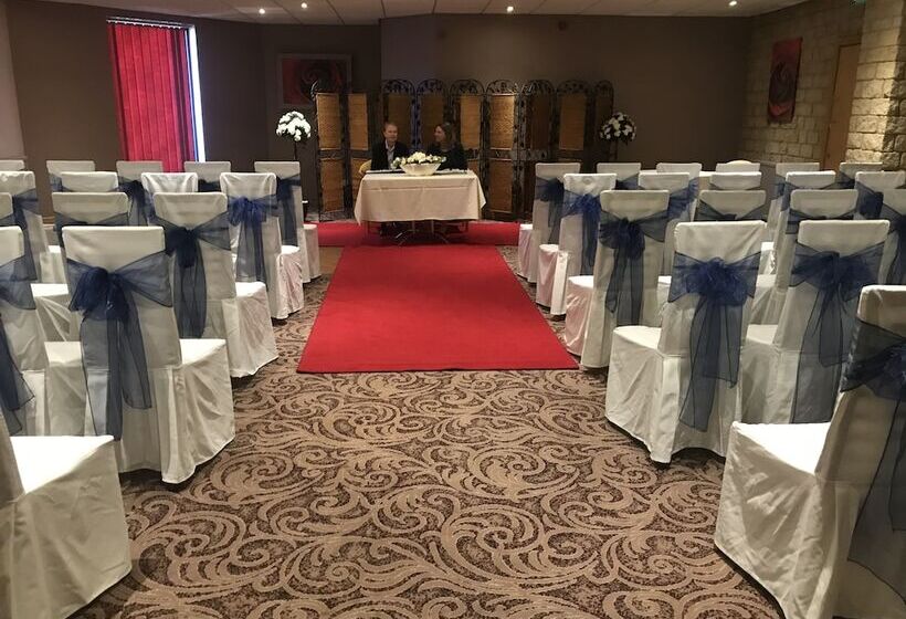 ホテル Corn Mill Lodge