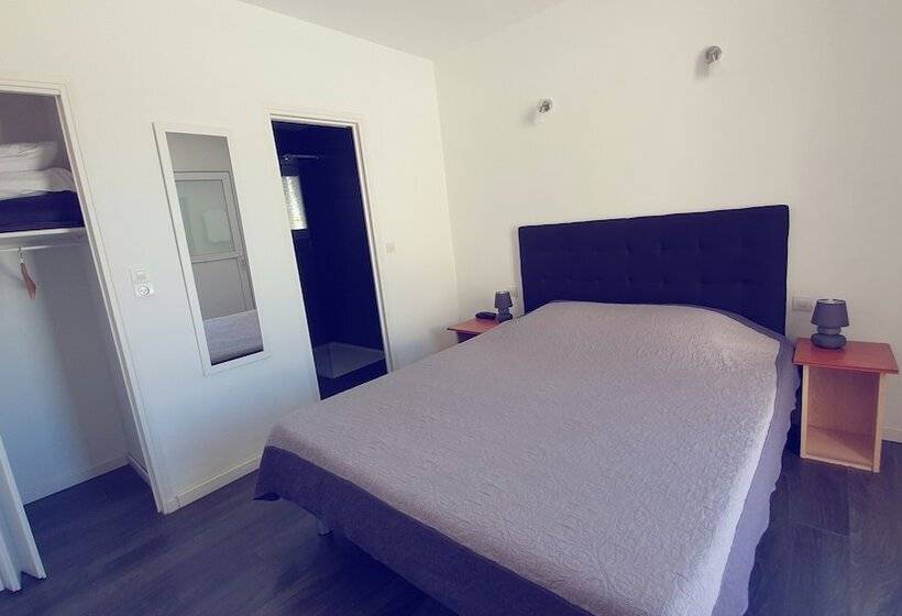 فندق De La Poste