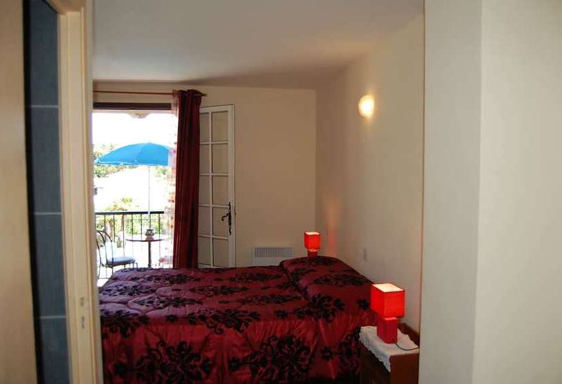 فندق De La Poste