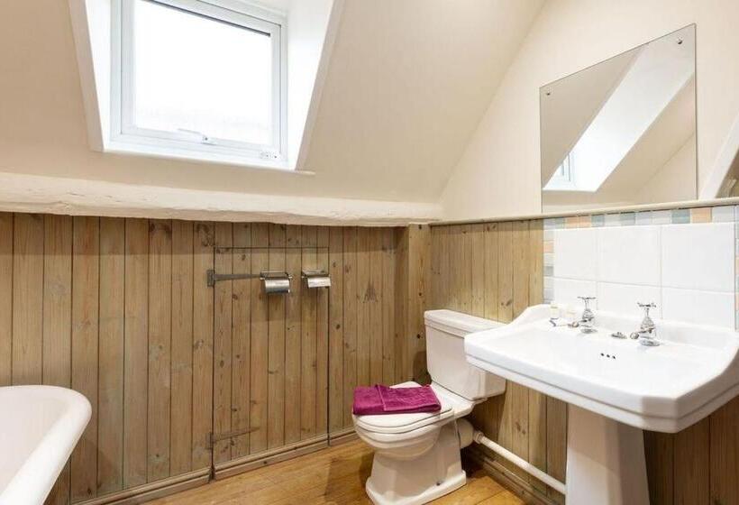 호텔 Discovery Accommodation