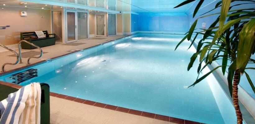 호텔 Discovery Accommodation