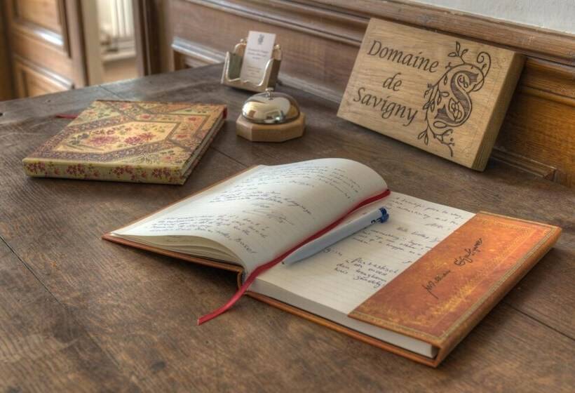 ホテル Domaine De Savigny