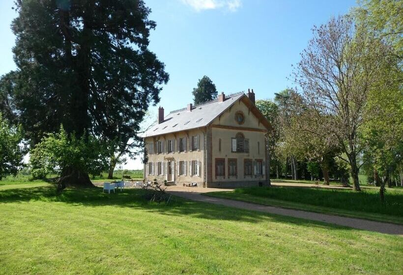 ホテル Domaine De Savigny