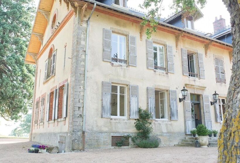 ホテル Domaine De Savigny