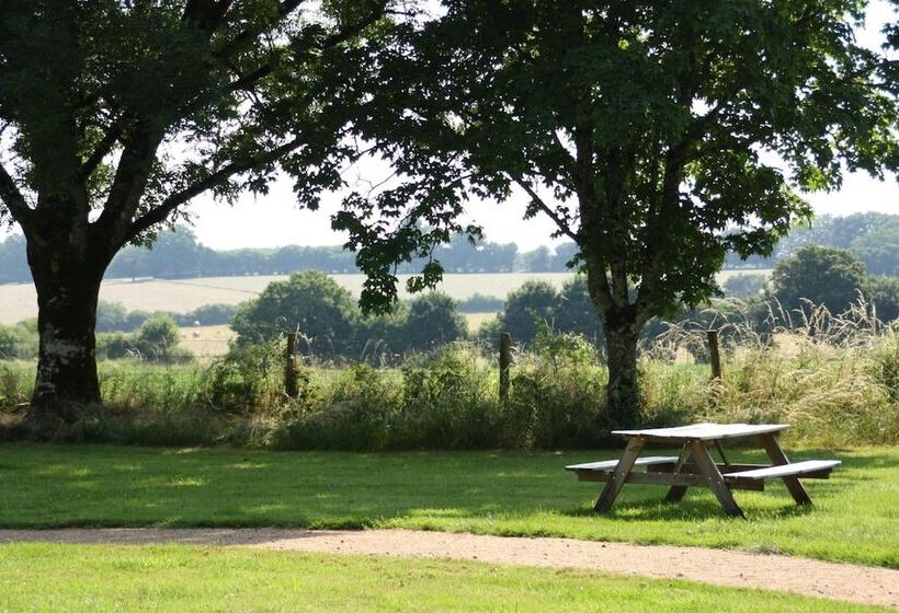 ホテル Domaine De Savigny