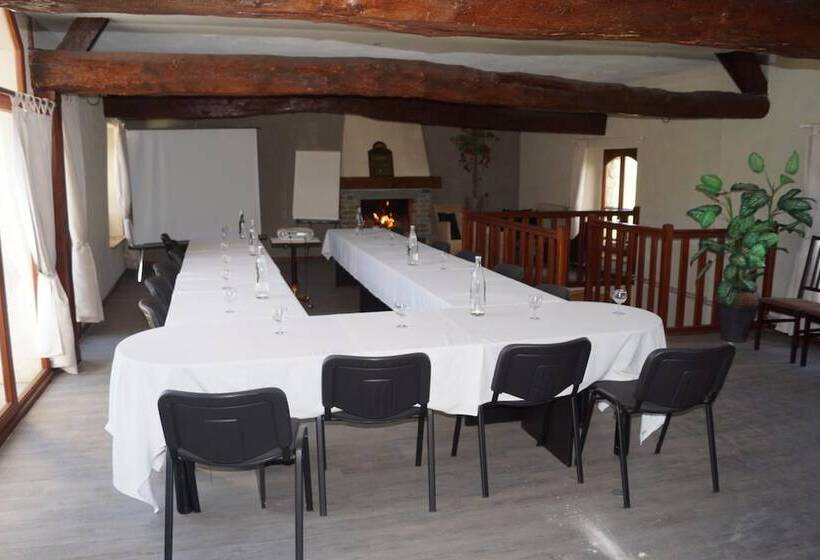 فندق Du Golf De Clécy