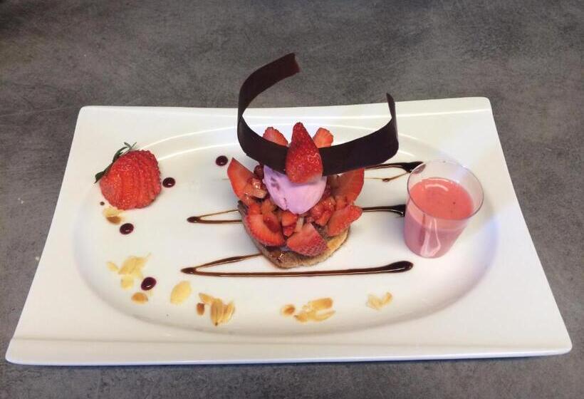 Отель Du Golf De Clécy